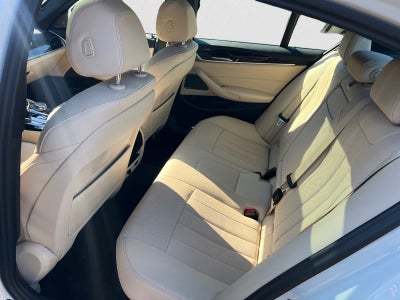 2023 BMW 530e Plug-In Hybrid