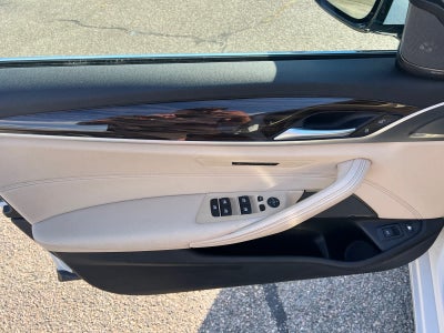 2023 BMW 530e Plug-In Hybrid