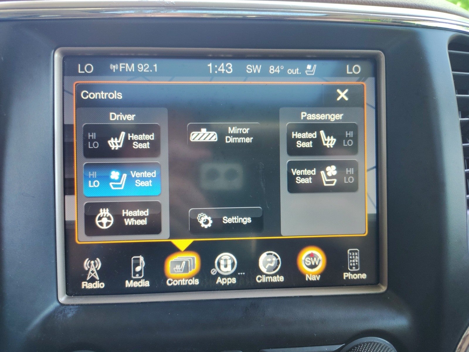 2016 Jeep Grand Cherokee Summit 4WD | Local One-Owner