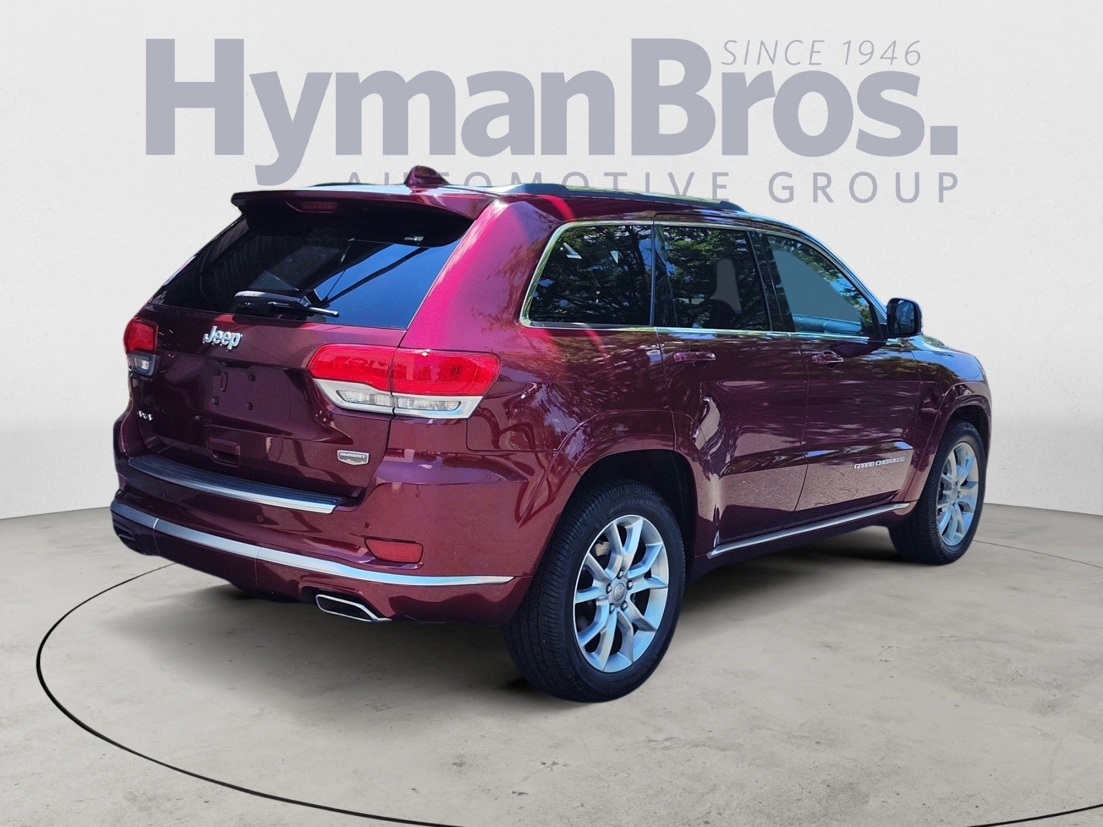 2016 Jeep Grand Cherokee Summit 4WD | Local One-Owner