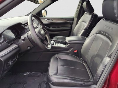 2024 Jeep Grand Cherokee Overland 4x4 | $62k MSRP