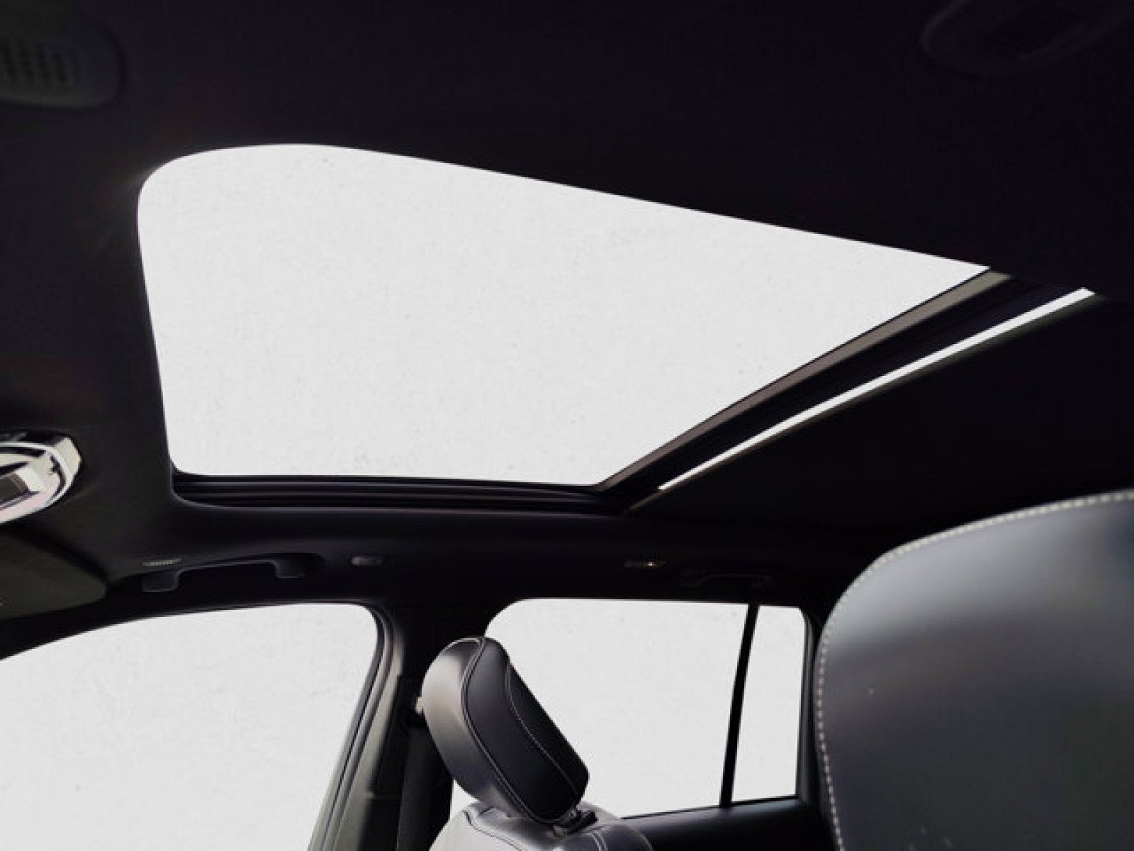 2024 Jeep Grand Cherokee Overland 4x4 | $62k MSRP