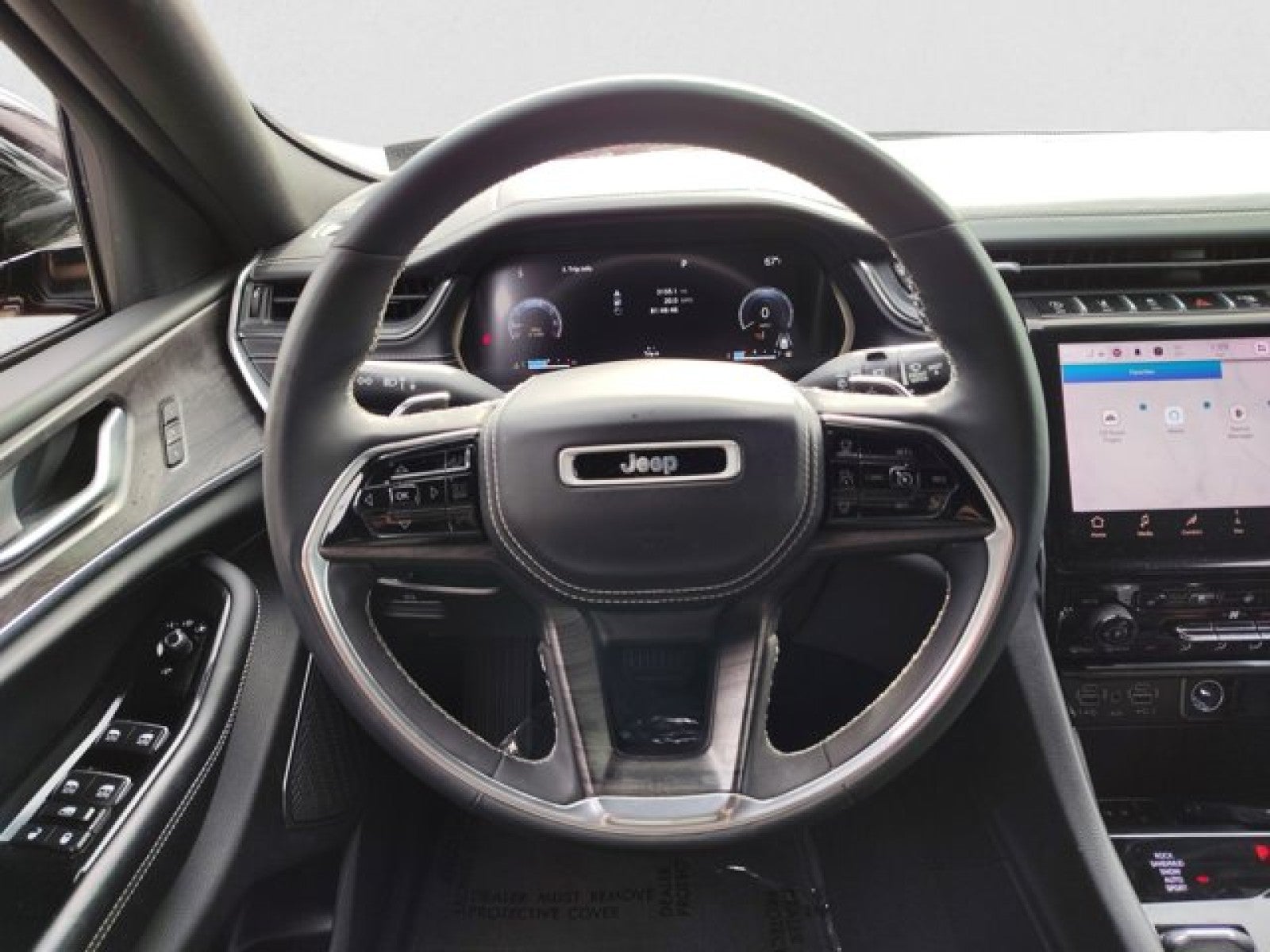 2024 Jeep Grand Cherokee Overland 4x4 | $62k MSRP