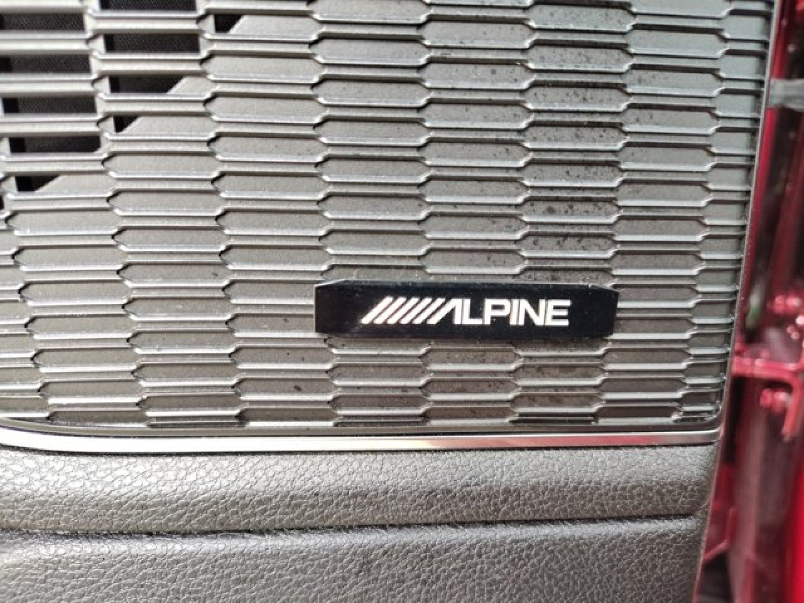 2024 Jeep Grand Cherokee Overland 4x4 | $62k MSRP