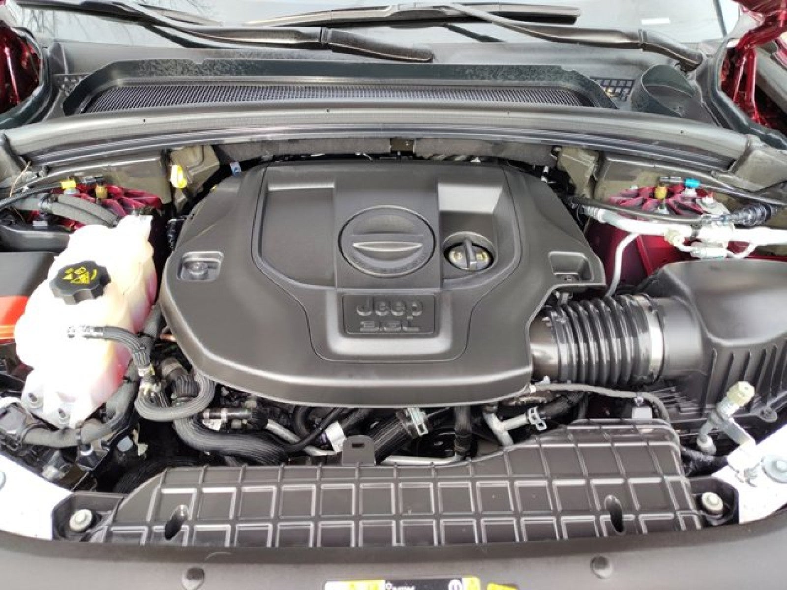 2024 Jeep Grand Cherokee Overland 4x4 | $62k MSRP