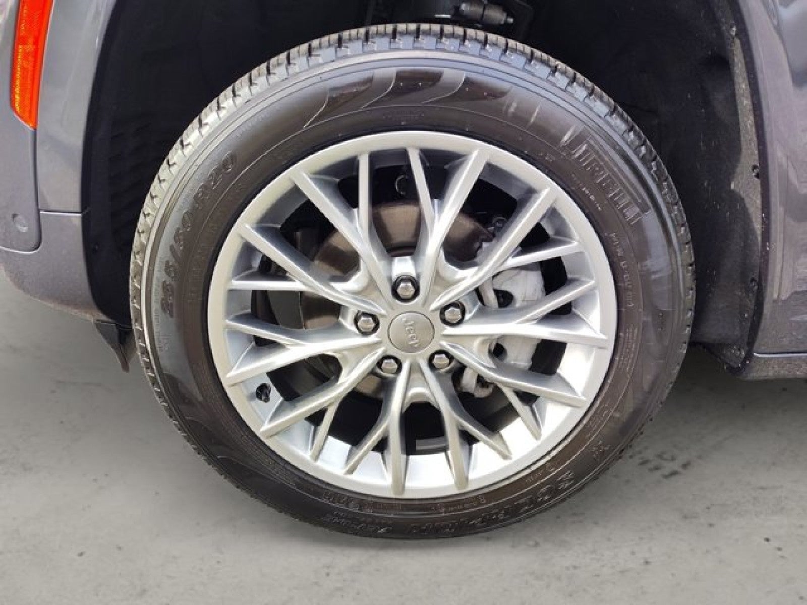 2022 Jeep Grand Cherokee Summit 4x4 | Luxury, Protech, $66k MSRP