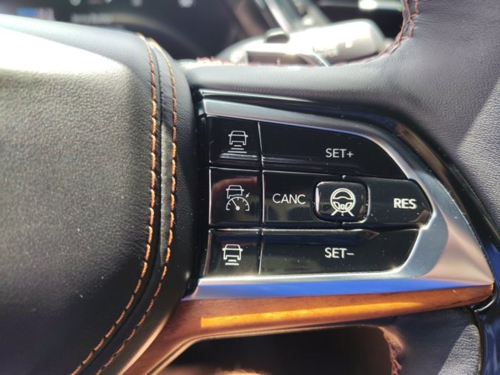 2023 Jeep Grand Cherokee Summit Reserve 4x4 | $72k MSRP