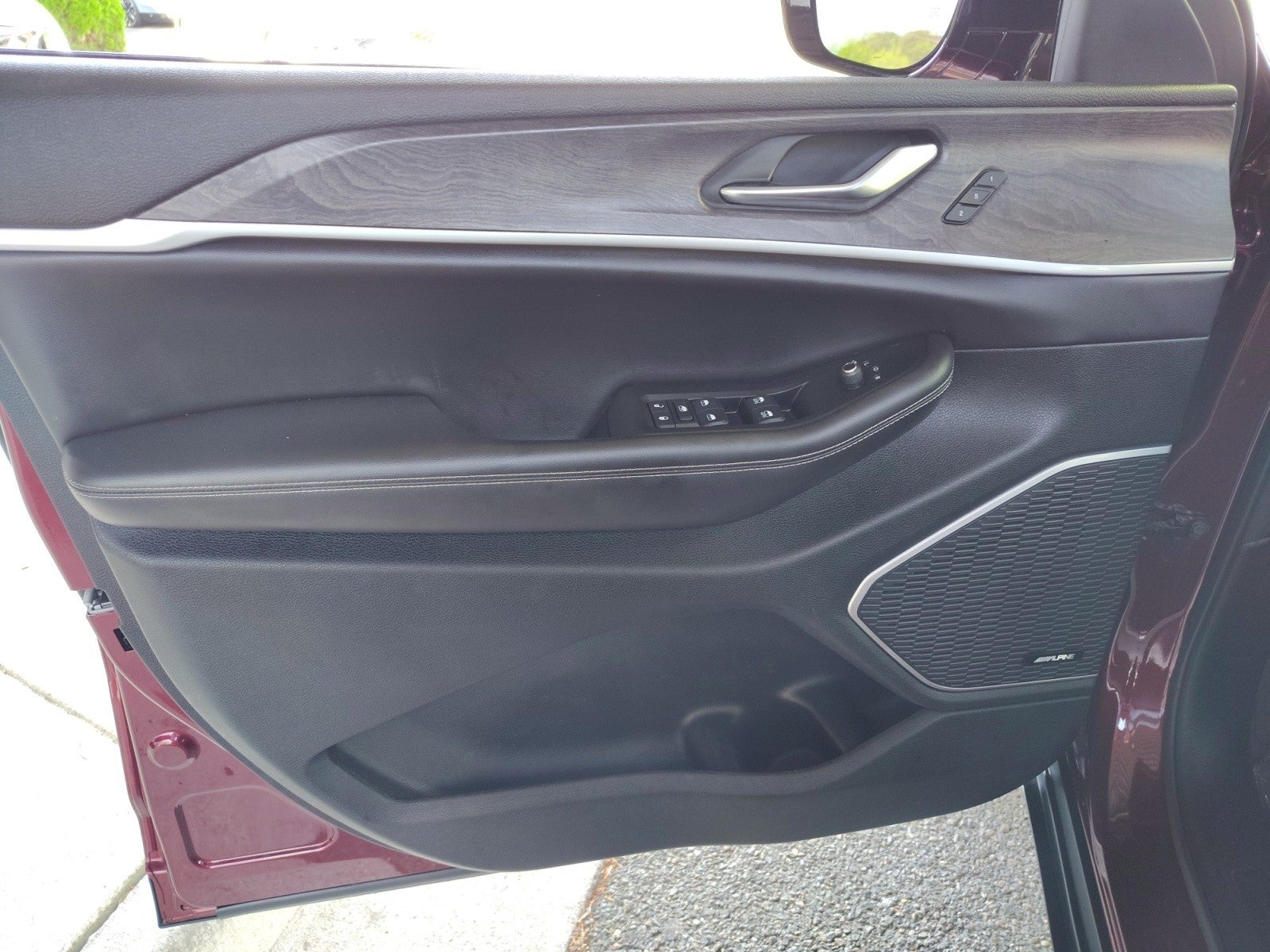 2024 Jeep Grand Cherokee L Limited | Pano Roof, 20 Wheels