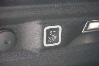 2022 Jeep Grand Cherokee L Laredo L 4x4 | Bucket seats, luxury tech pack