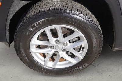 2022 Jeep Grand Cherokee L Laredo L 4x4 | Bucket seats, luxury tech pack