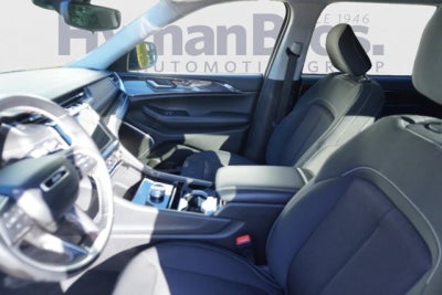 2022 Jeep Grand Cherokee L Laredo L 4x4 | Bucket seats, luxury tech pack