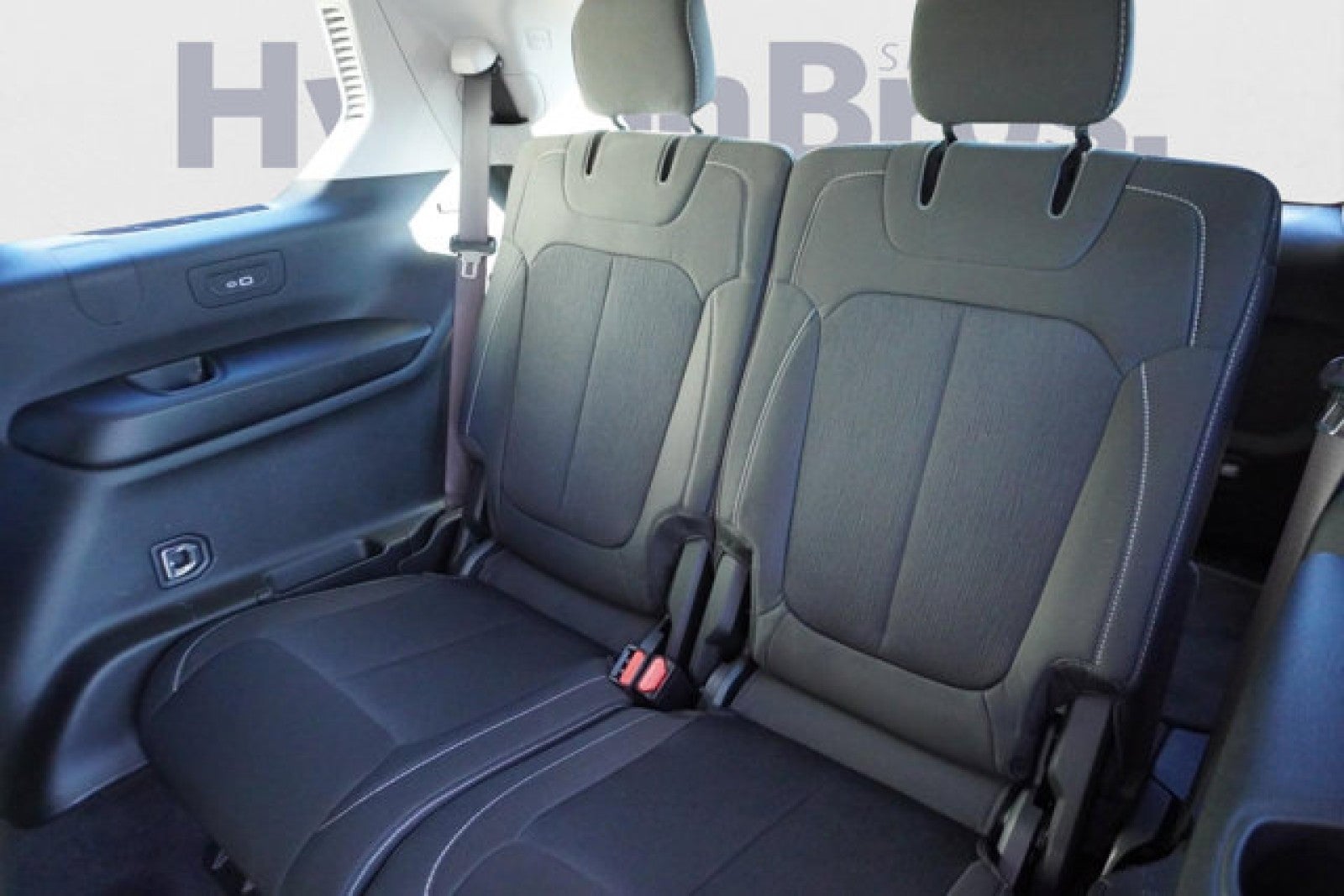 2022 Jeep Grand Cherokee L Laredo L 4x4 | Bucket seats, luxury tech pack