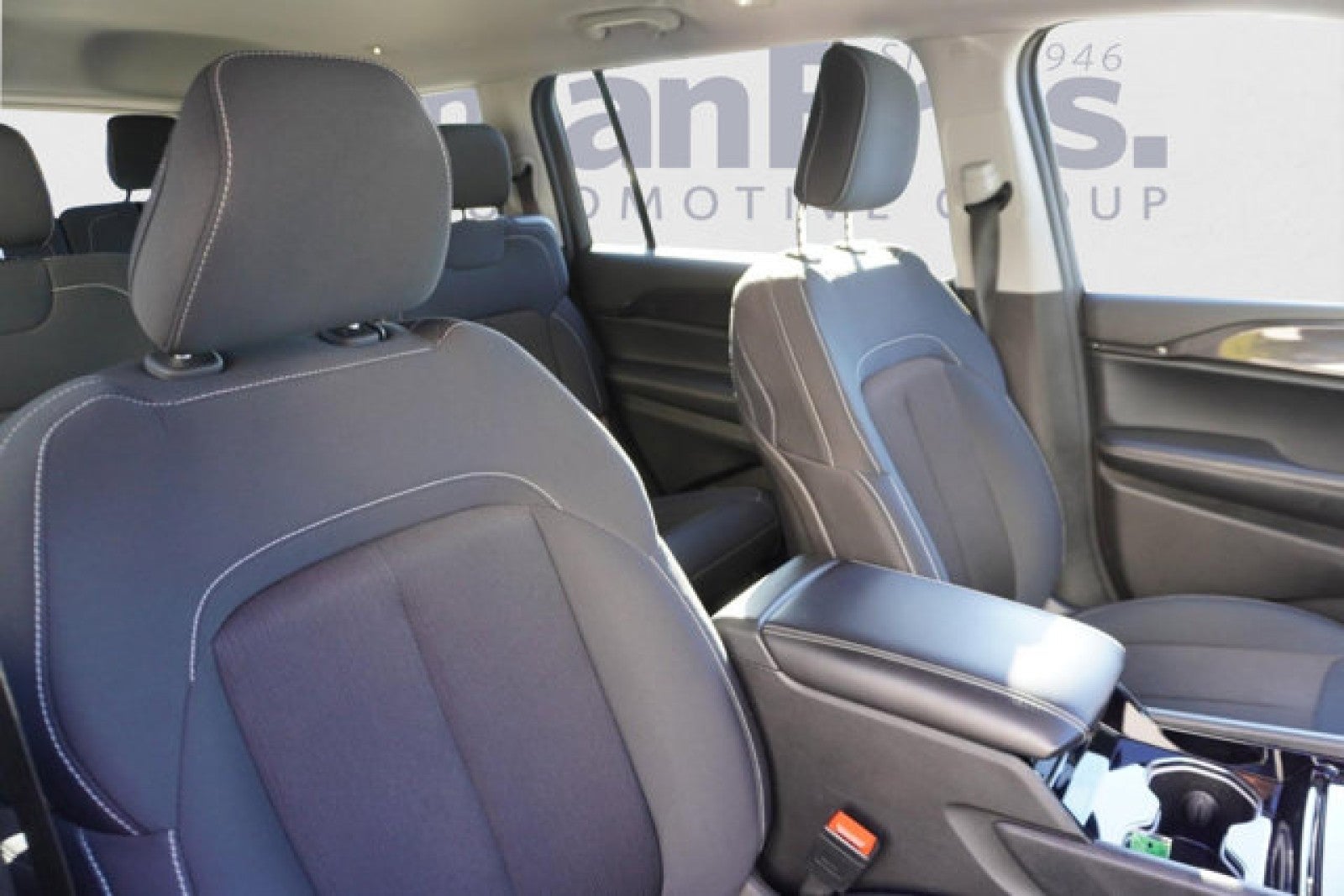 2022 Jeep Grand Cherokee L Laredo L 4x4 | Bucket seats, luxury tech pack