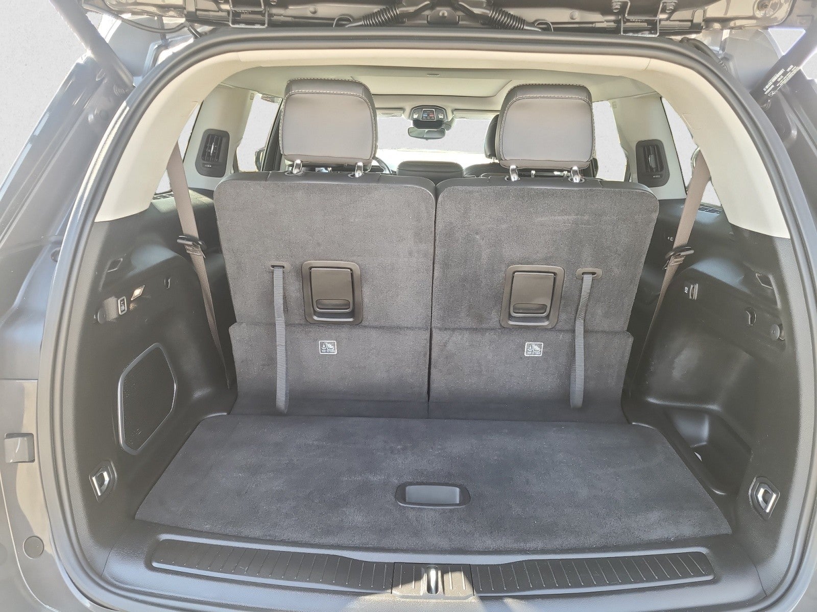 2021 Jeep Grand Cherokee L Limited 4x4 | Pano Roof