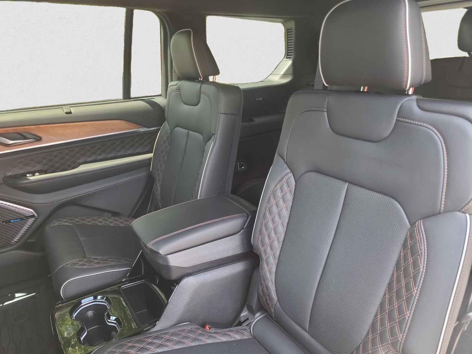 2022 Jeep Grand Cherokee L Summit Reserve 4x4