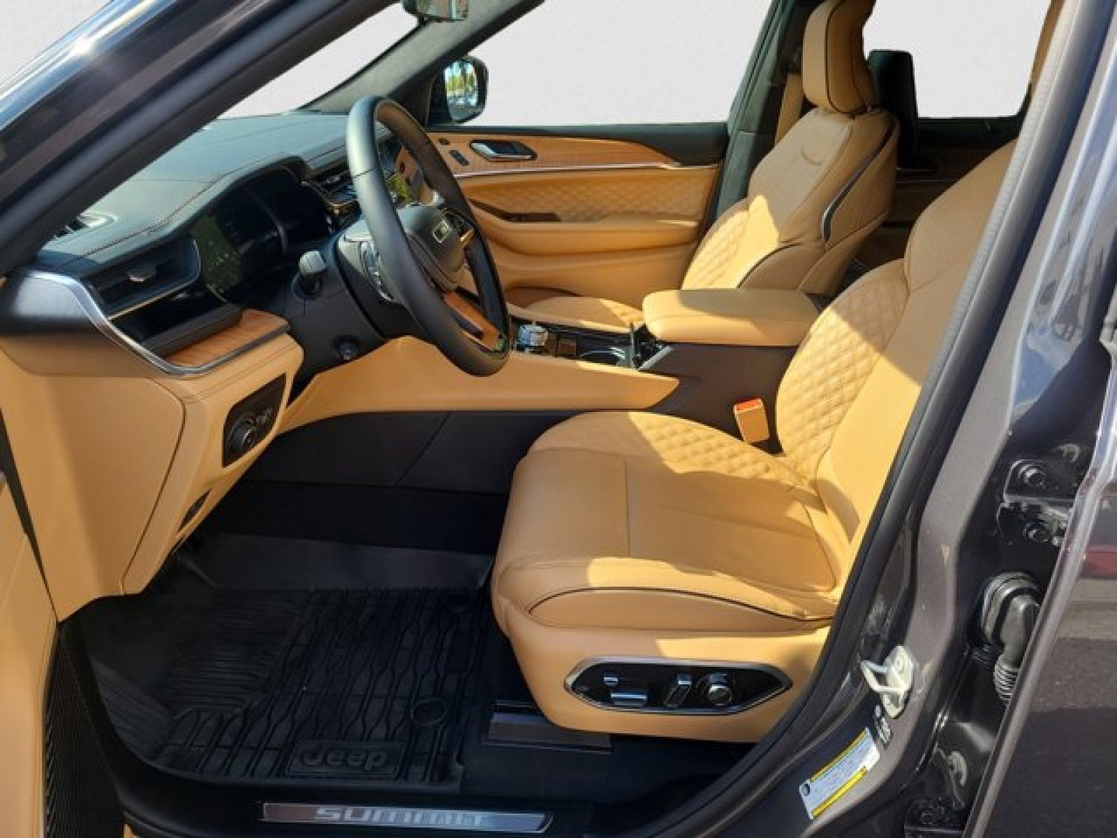 2024 Jeep Grand Cherokee L Summit Reserve | Rear Entertainment, advanced tech