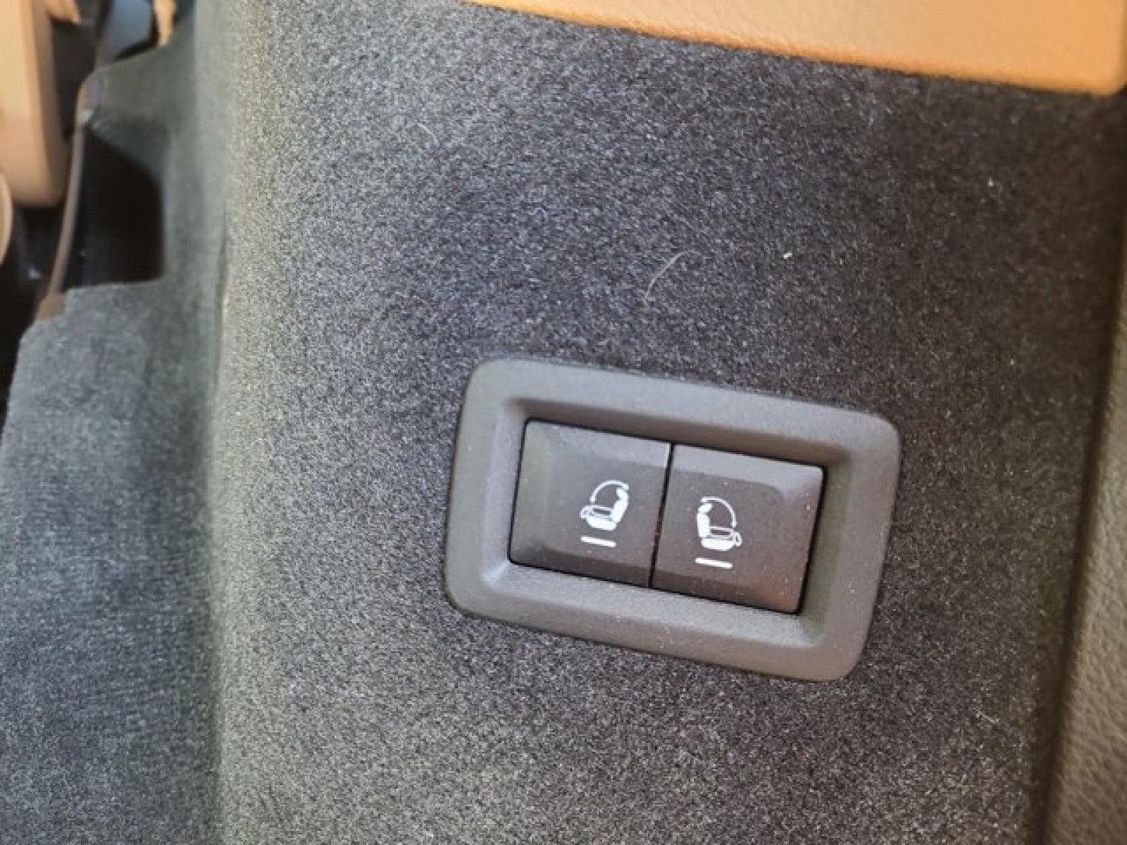 2024 Jeep Grand Cherokee L Summit Reserve | Rear Entertainment, advanced tech