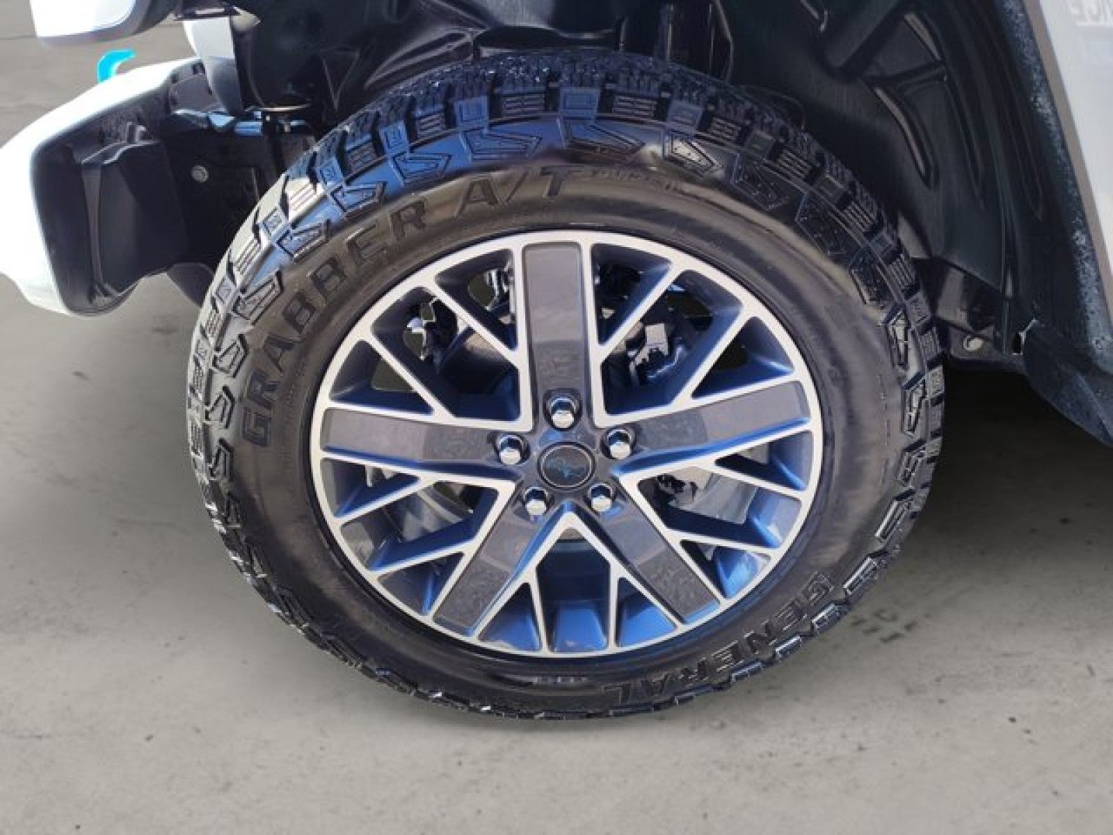 2024 Jeep Wrangler 4xe High Altitude | Sky Power Top