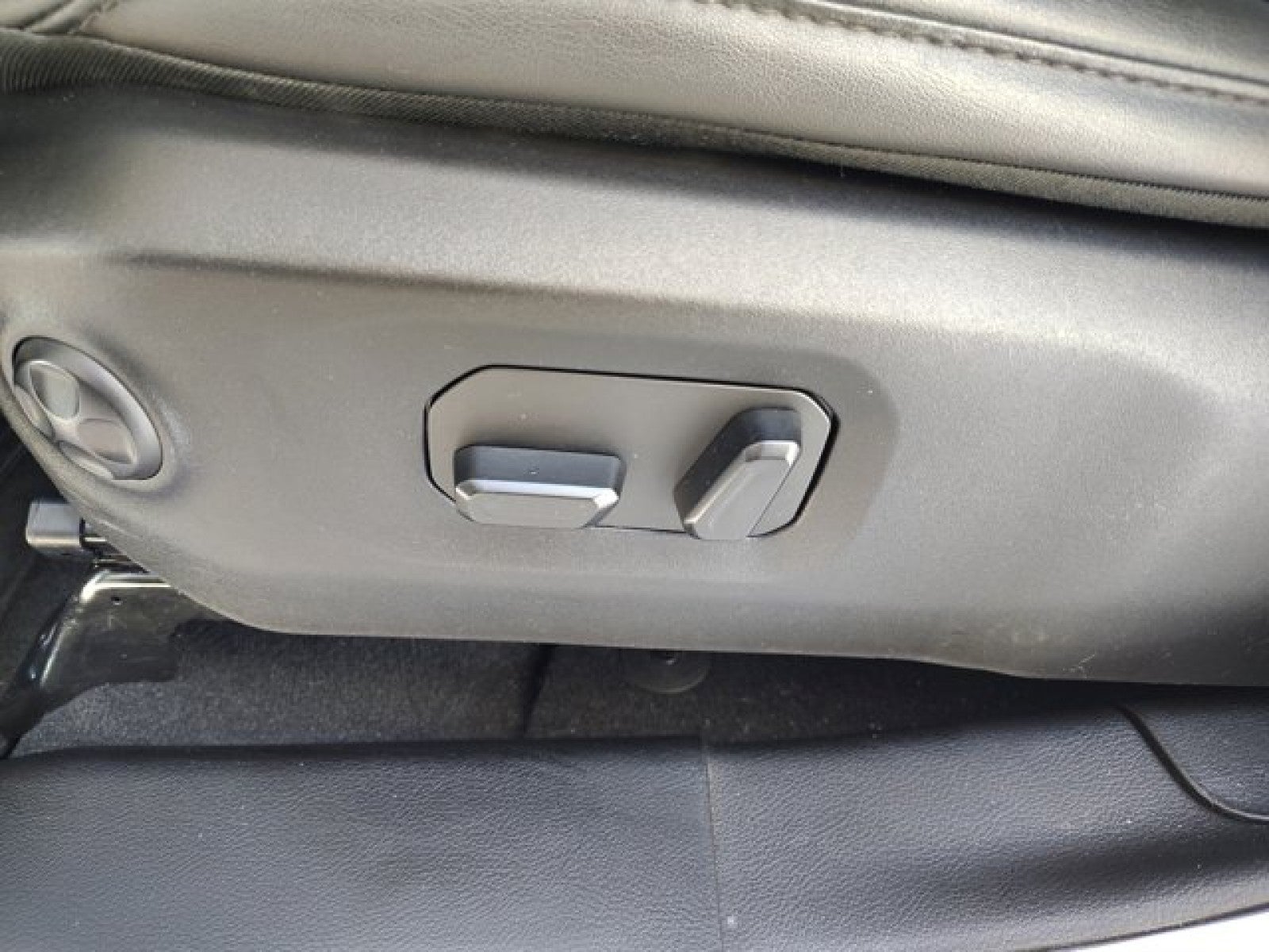 2024 Jeep Wrangler 4xe High Altitude | Sky Power Top