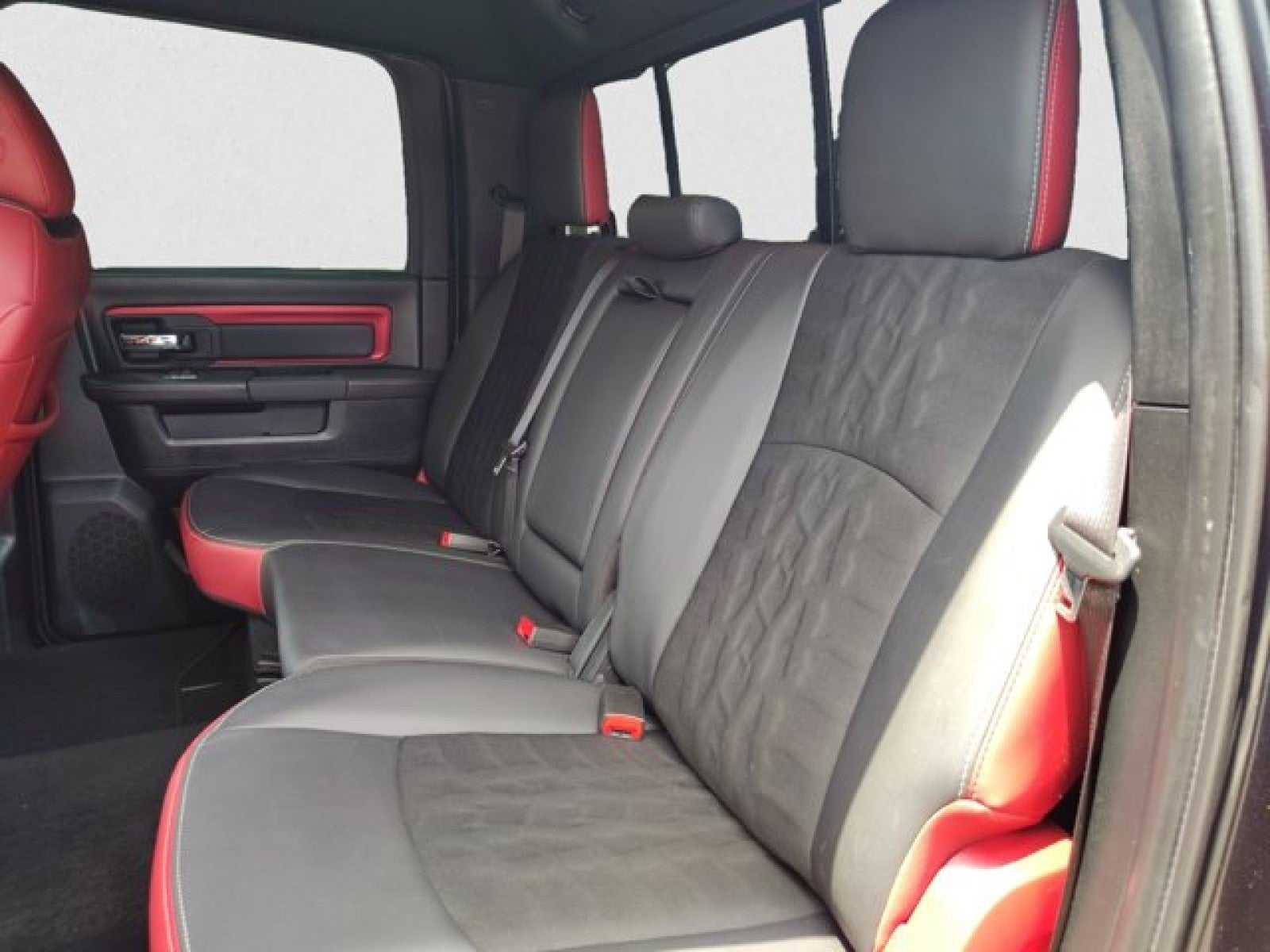 2016 RAM 1500 Rebel 4WD Crew Cab