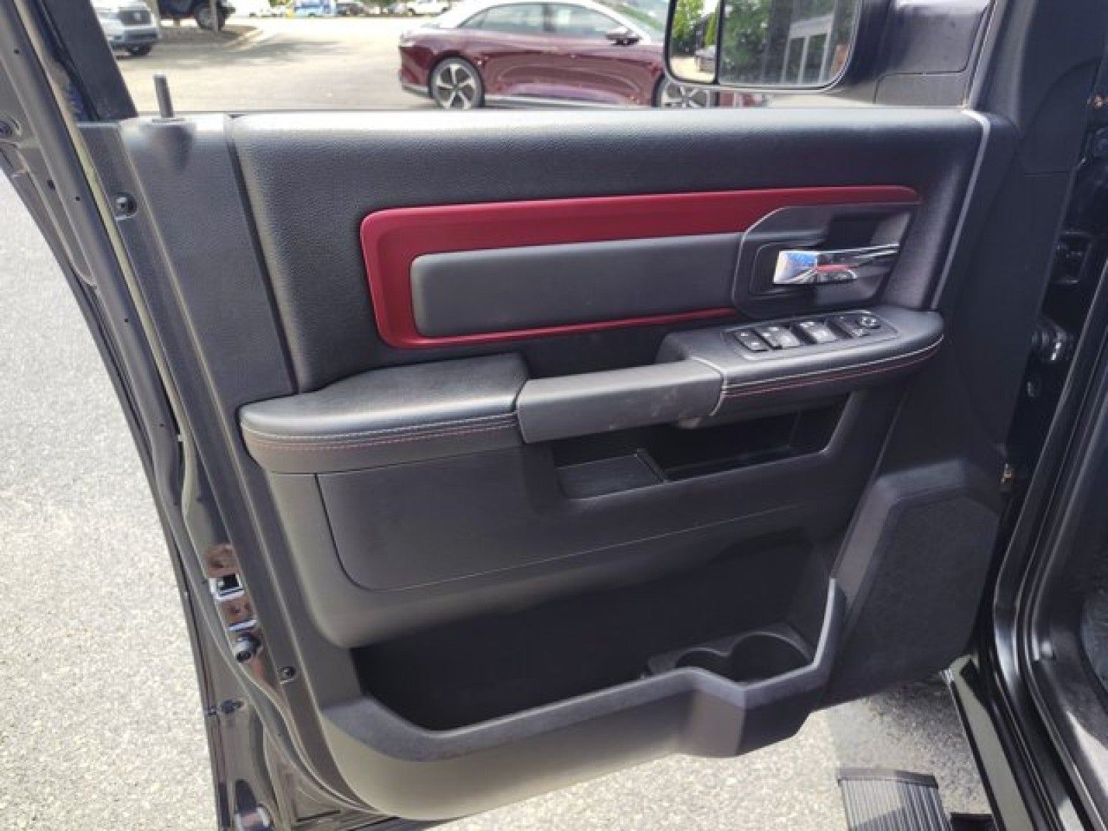 2016 RAM 1500 Rebel 4WD Crew Cab