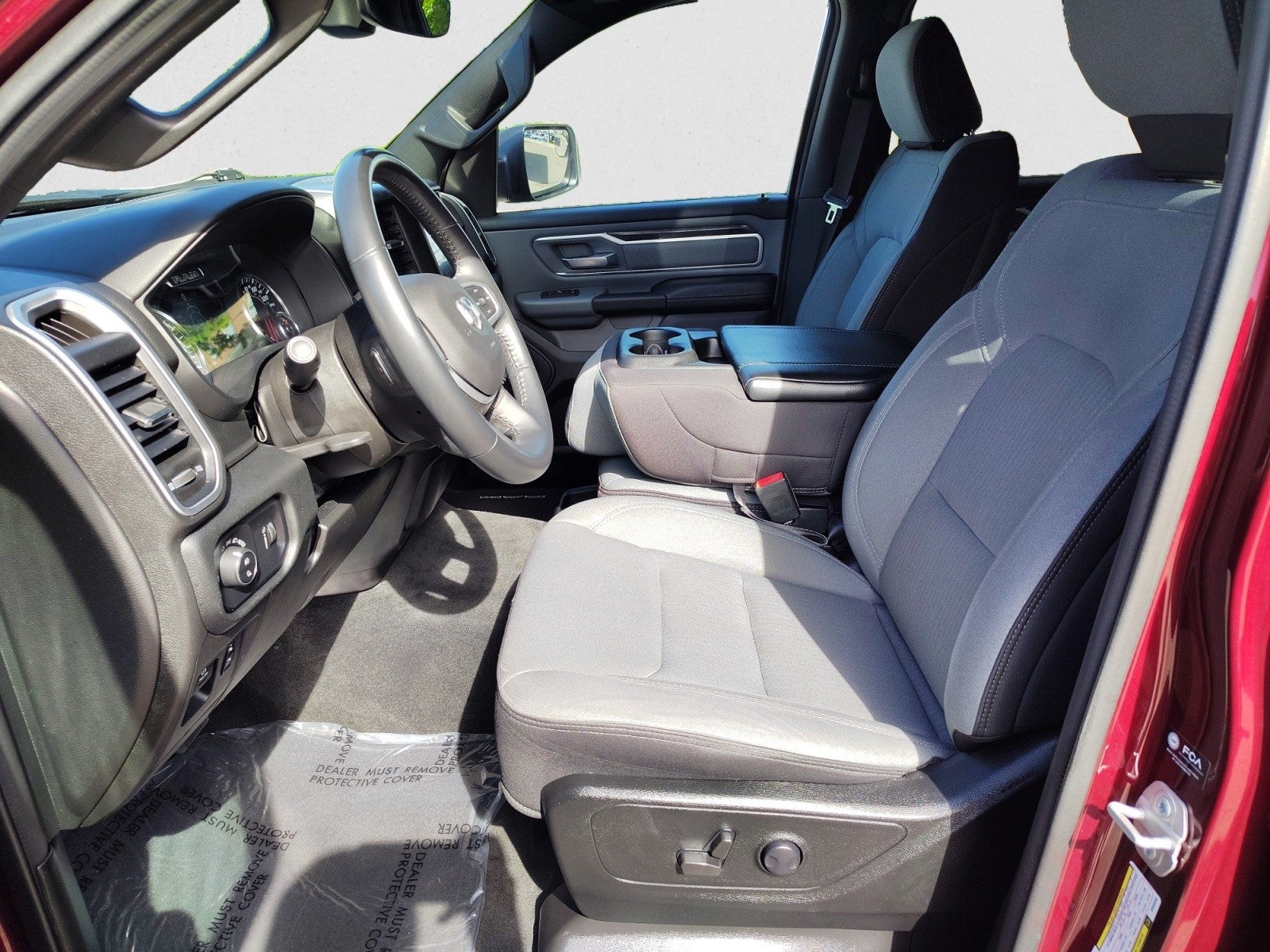 2022 RAM 1500 Big Horn 4x4 Crew Cab