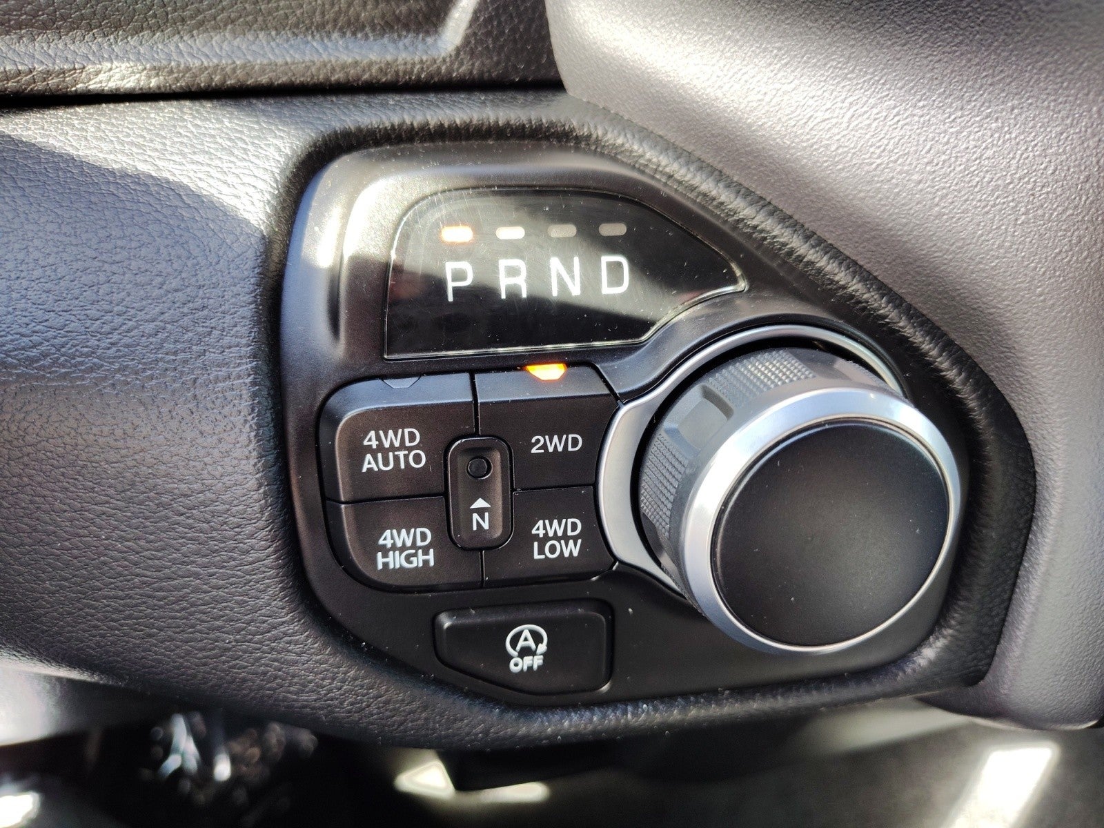 2022 RAM 1500 Big Horn 4x4 Crew Cab