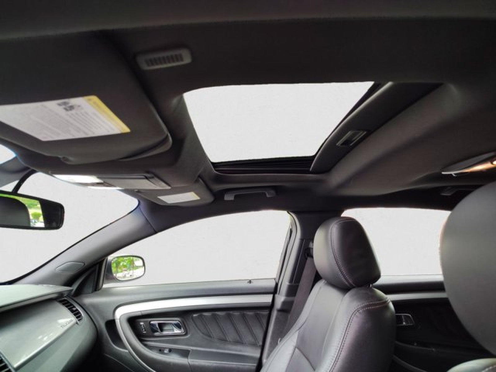 2017 Ford Taurus SEL