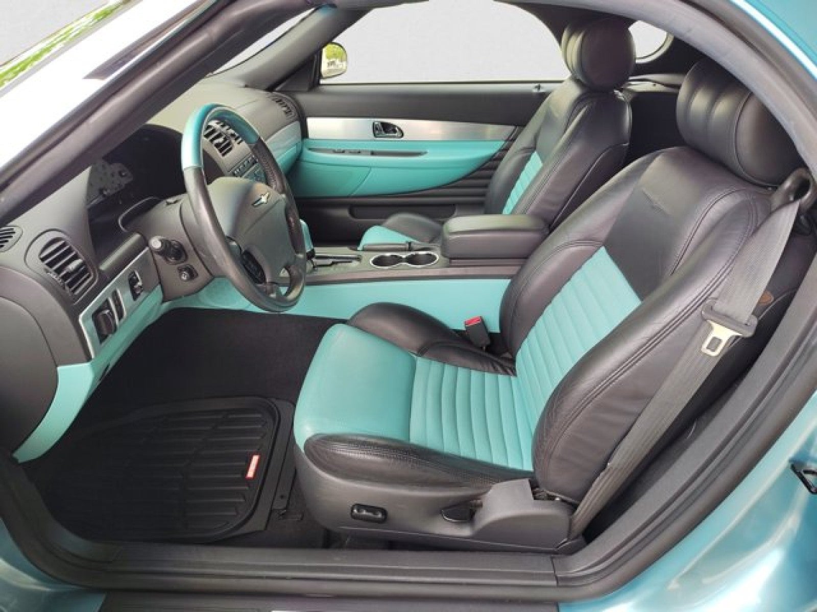 2002 Ford Thunderbird Premium