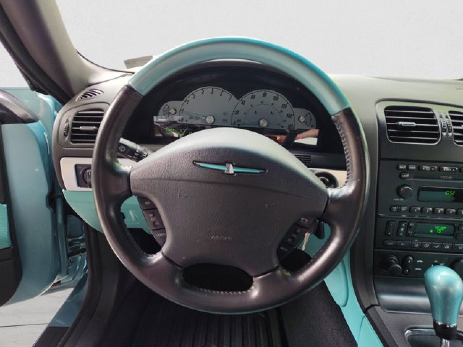 2002 Ford Thunderbird Premium