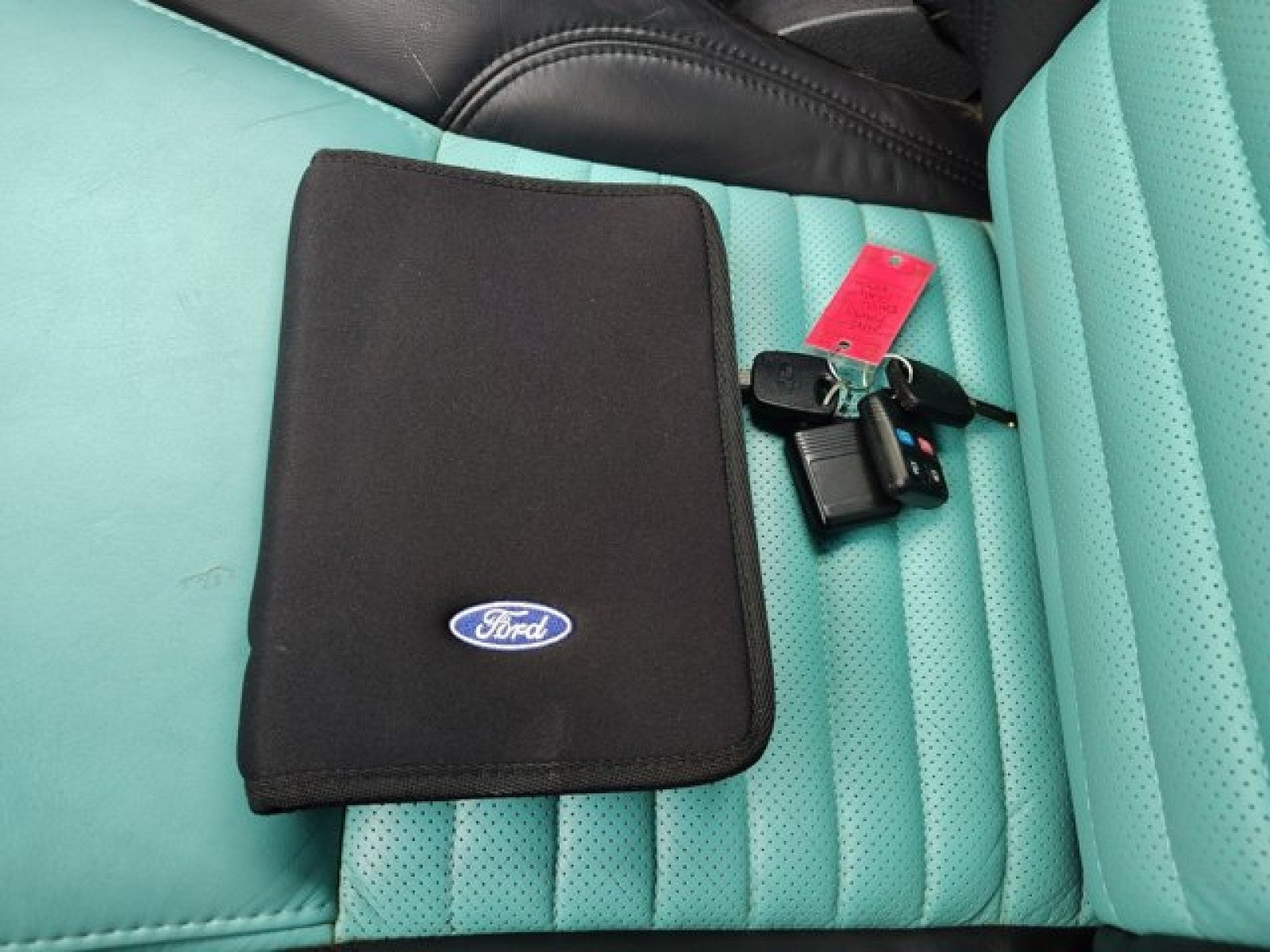 2002 Ford Thunderbird Premium