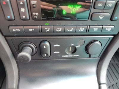 2002 Ford Thunderbird Premium