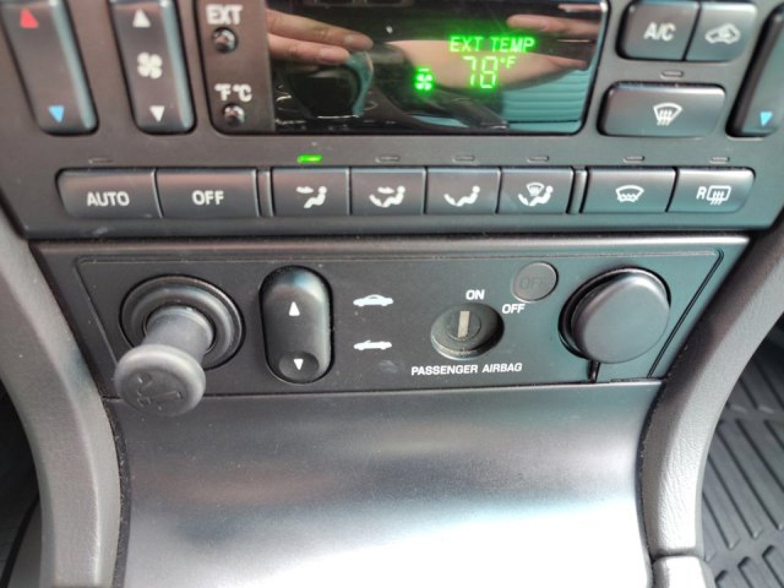 2002 Ford Thunderbird Premium