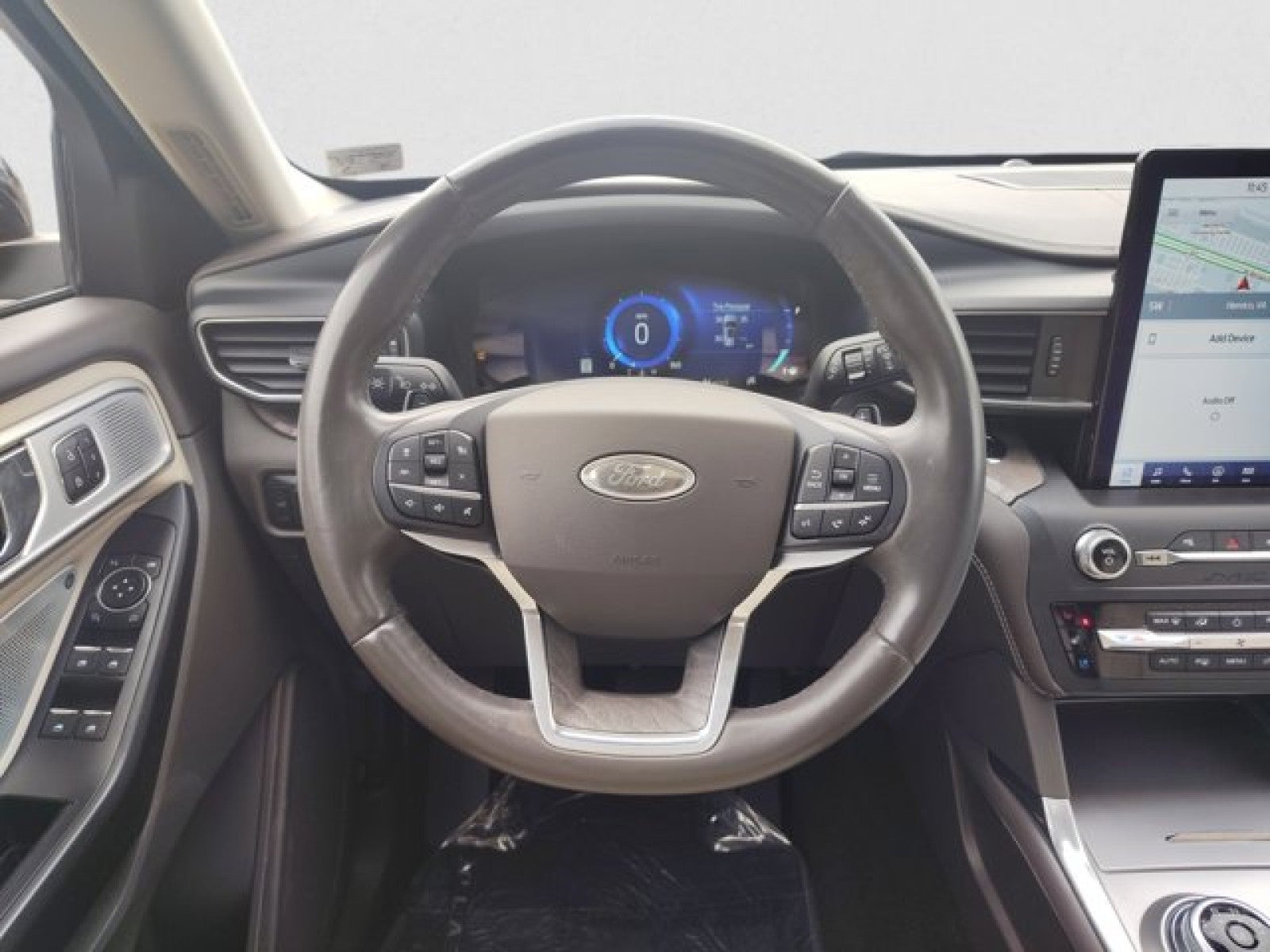 2020 Ford Explorer Platinum 4WD | Premium tech, 21 Wheels,