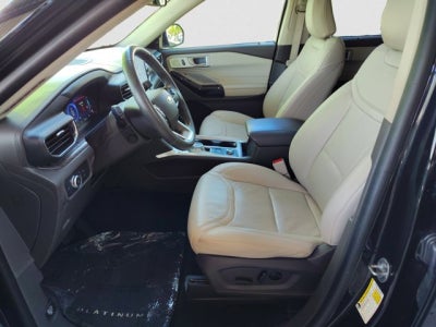 2022 Ford Explorer Platinum 4WD | Pano, Tech, bucket seats