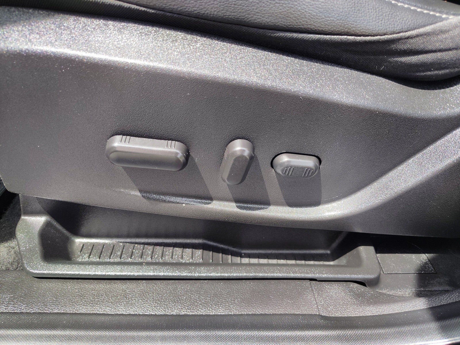2018 Ford Escape SEL | Leather, Sunroof, Nav