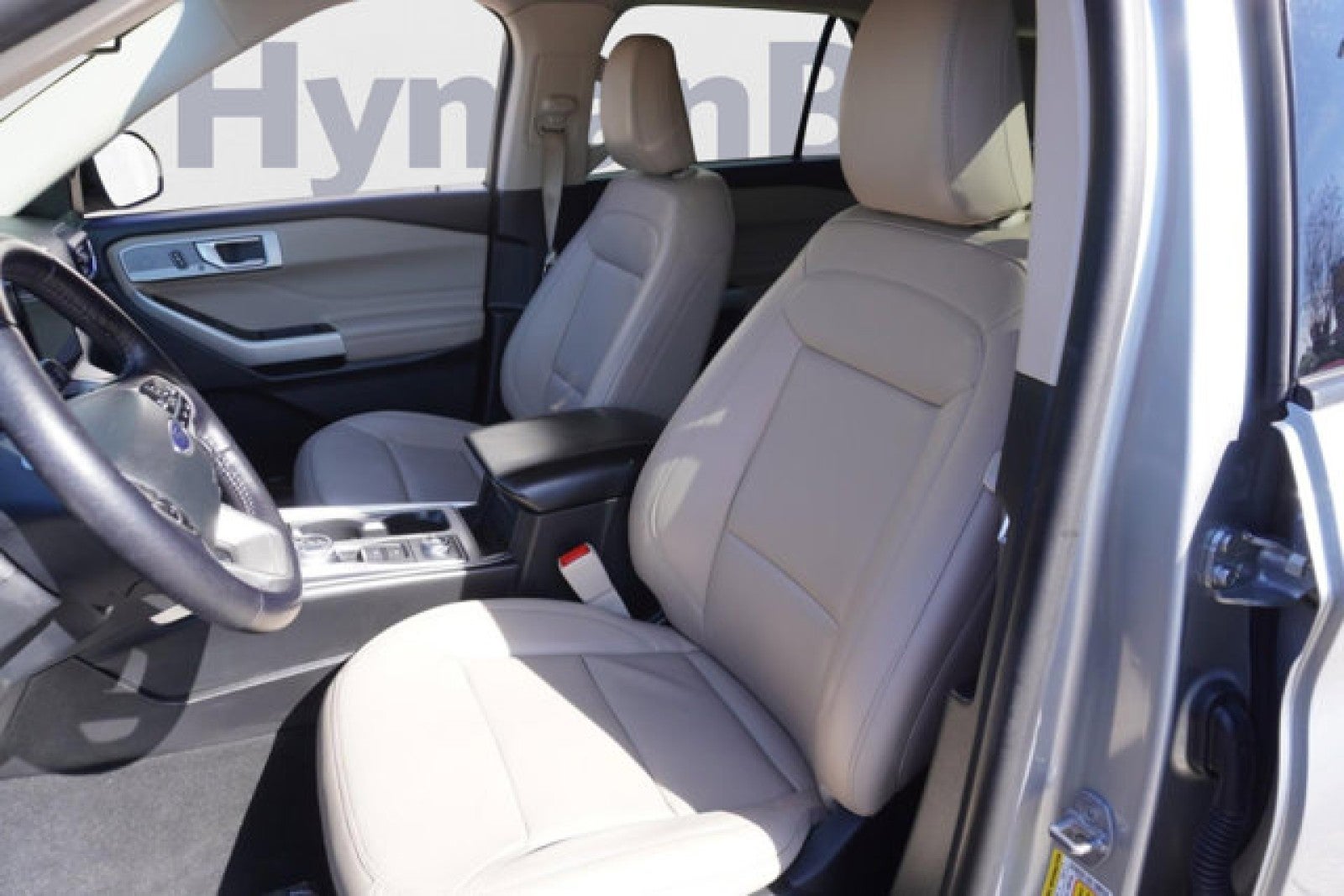 2022 Ford Explorer XLT 4WD | Pano, tech, leather, 20's