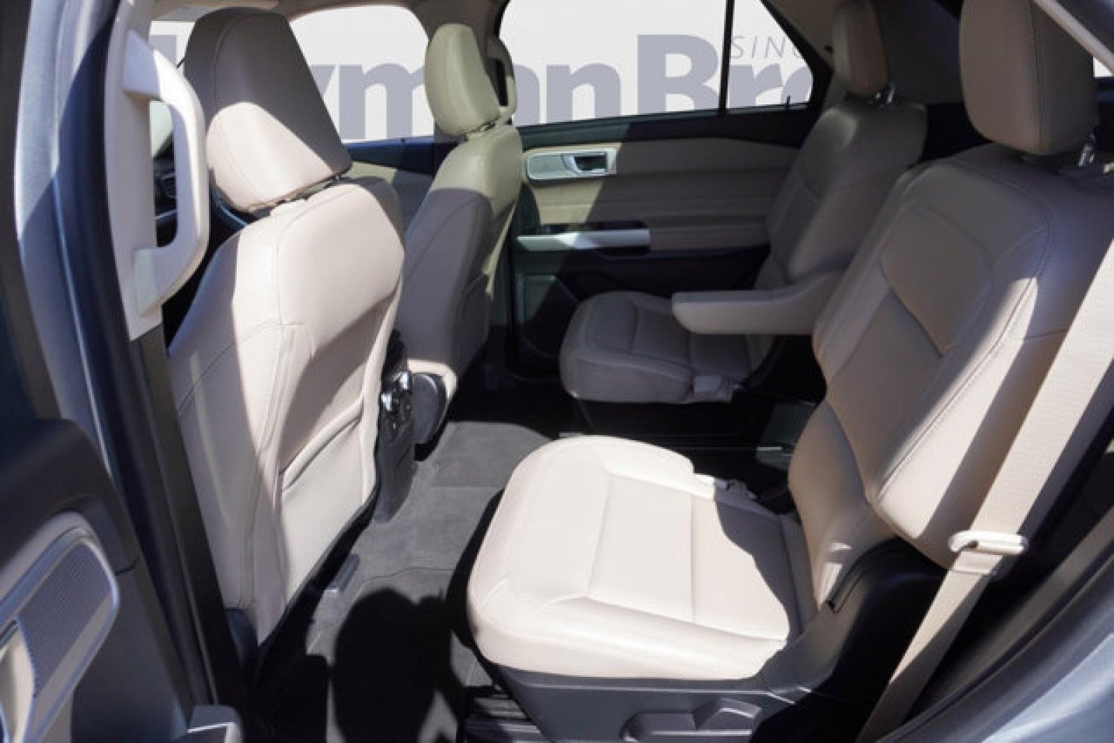 2022 Ford Explorer XLT 4WD | Pano, tech, leather, 20's