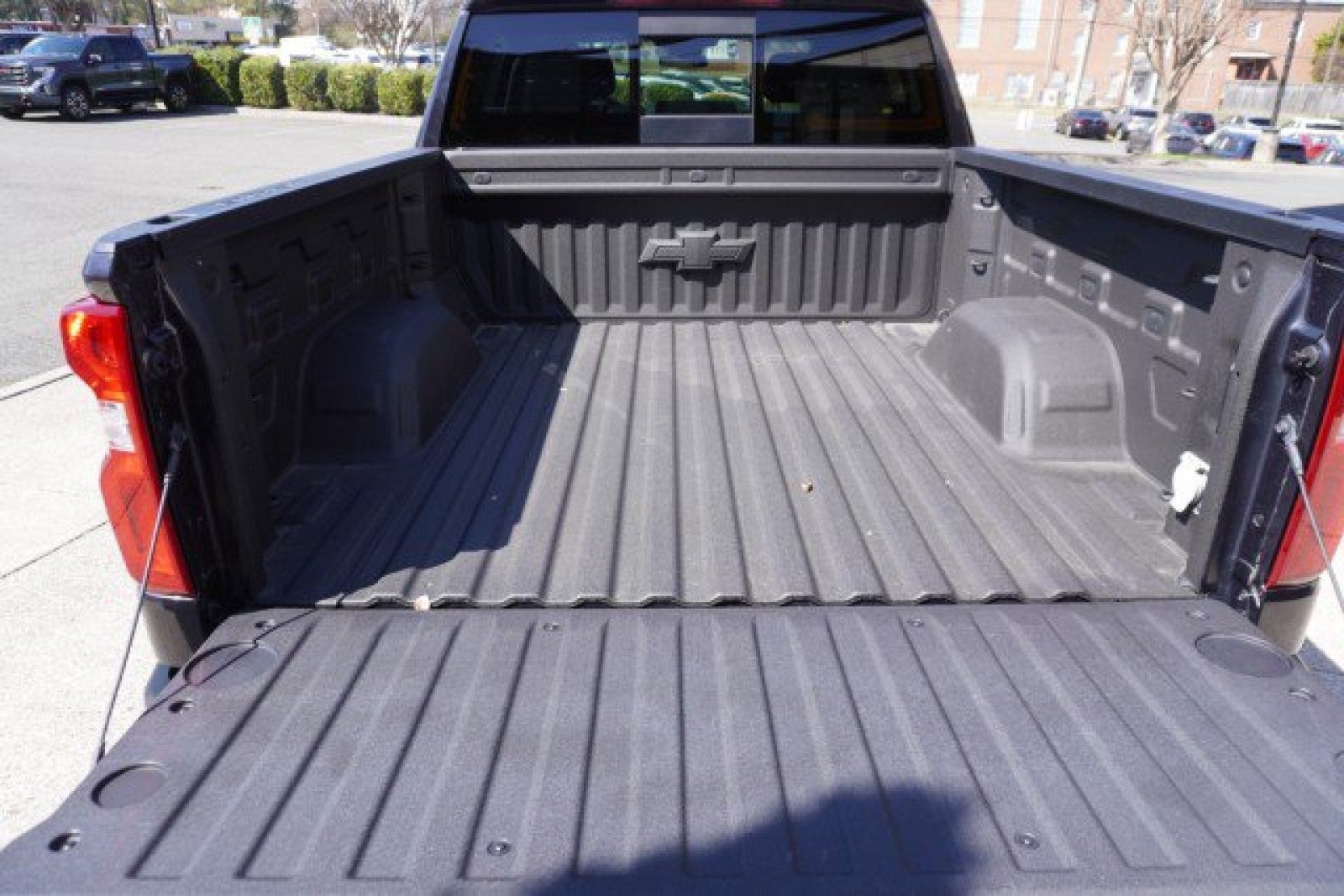 2022 Chevrolet Silverado 1500 RST 4WD Crew Cab