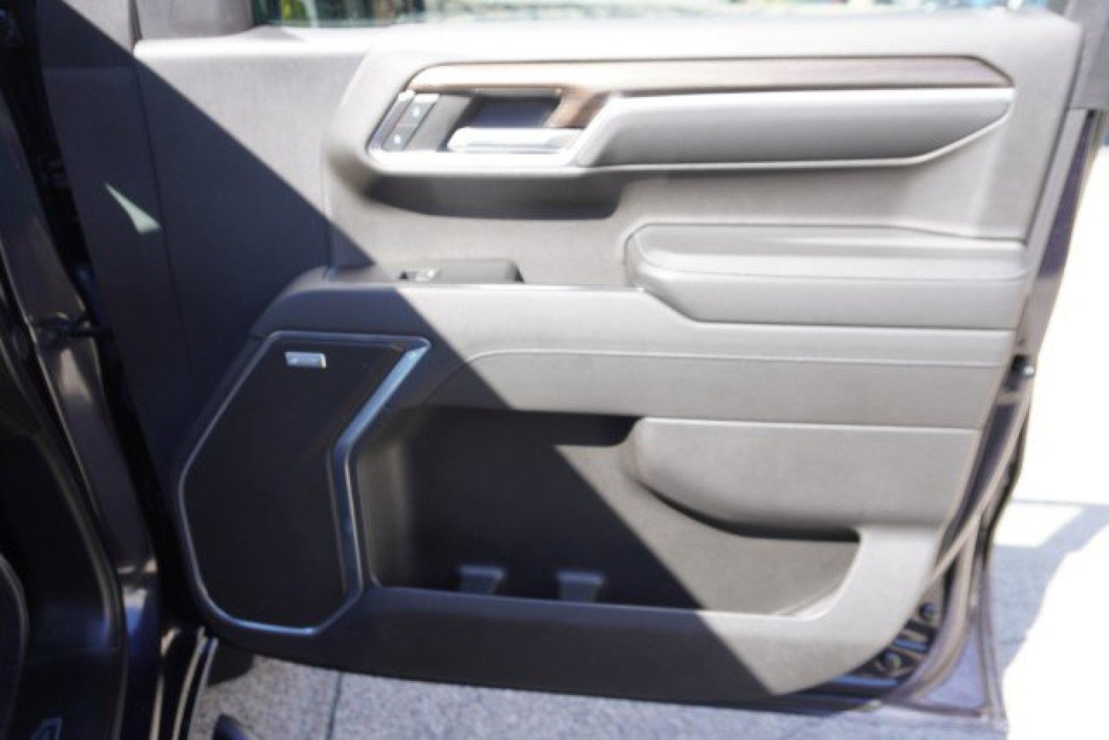 2022 Chevrolet Silverado 1500 RST 4WD Crew Cab