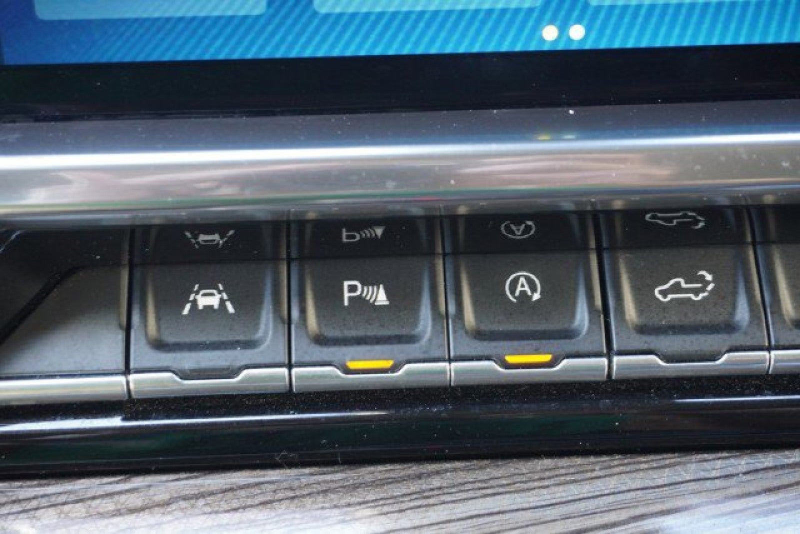 2022 Chevrolet Silverado 1500 RST 4WD Crew Cab