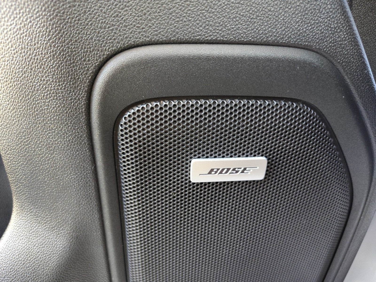 2022 Chevrolet Silverado 1500 LTD RST 4WD | Leather, Z71