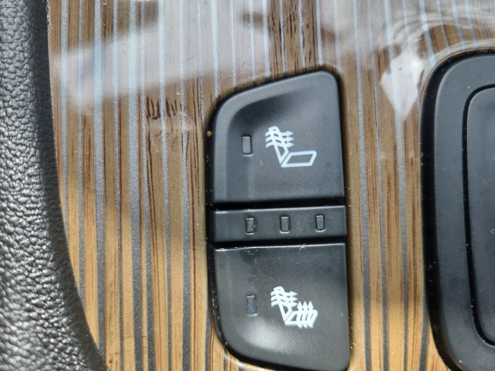 2023 GMC Acadia SLE AWD | Sunroof, Convenience Package