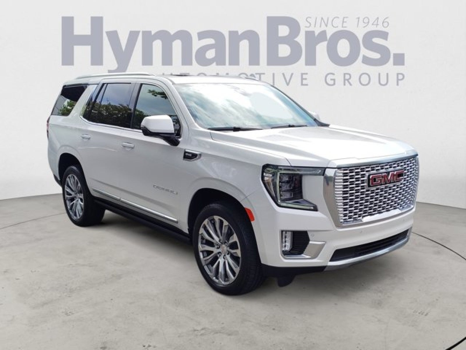 2023 GMC Yukon Denali 4x4 | 1 Owner, Only 4,000 Miles! Rear Seat Media System