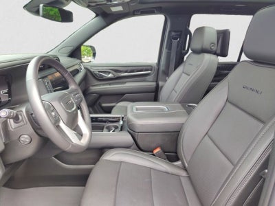 2023 GMC Yukon Denali 4x4 | 1 Owner, Only 4,000 Miles! Rear Seat Media System