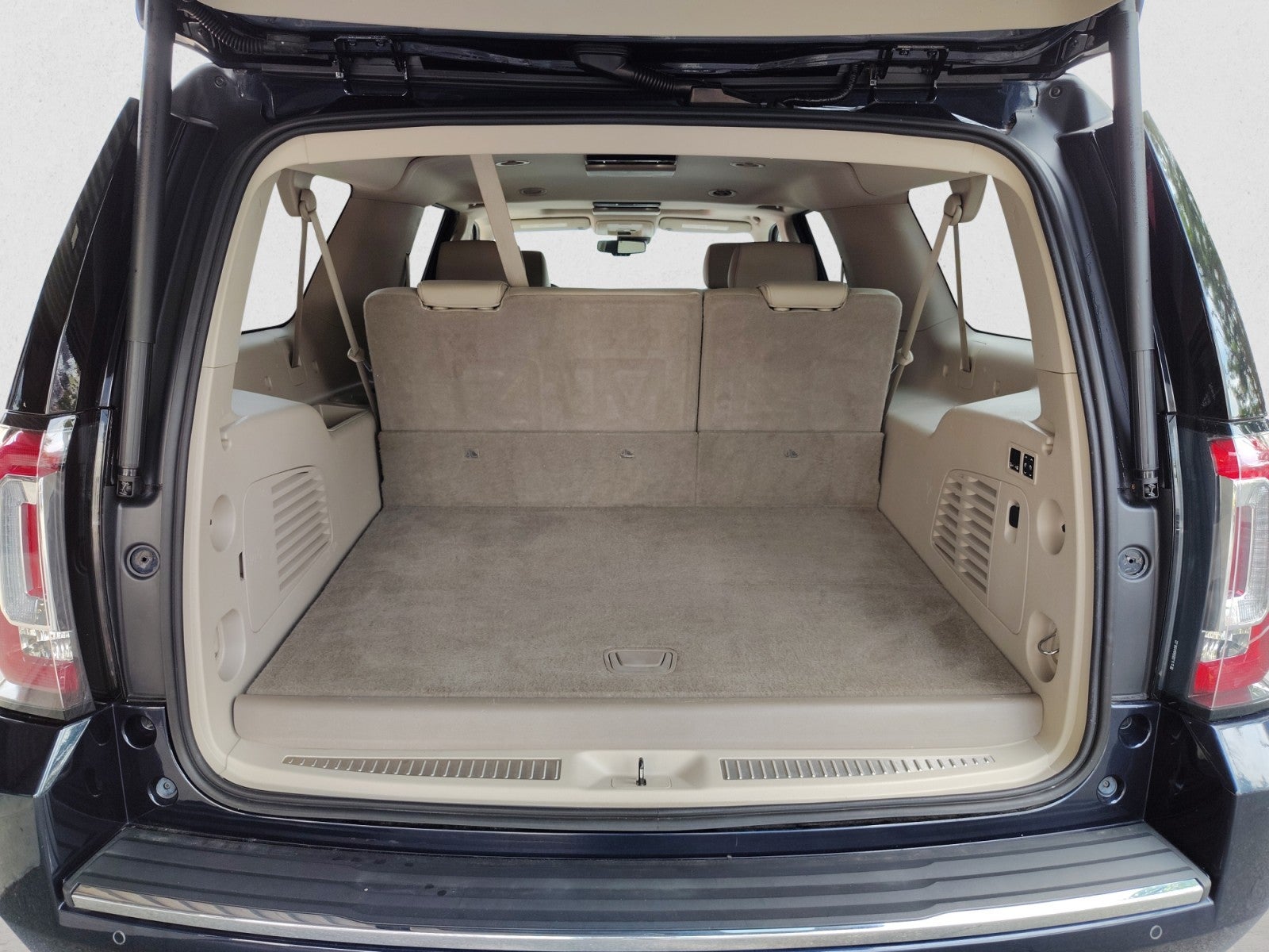 2017 GMC Yukon XL Denali 4WD