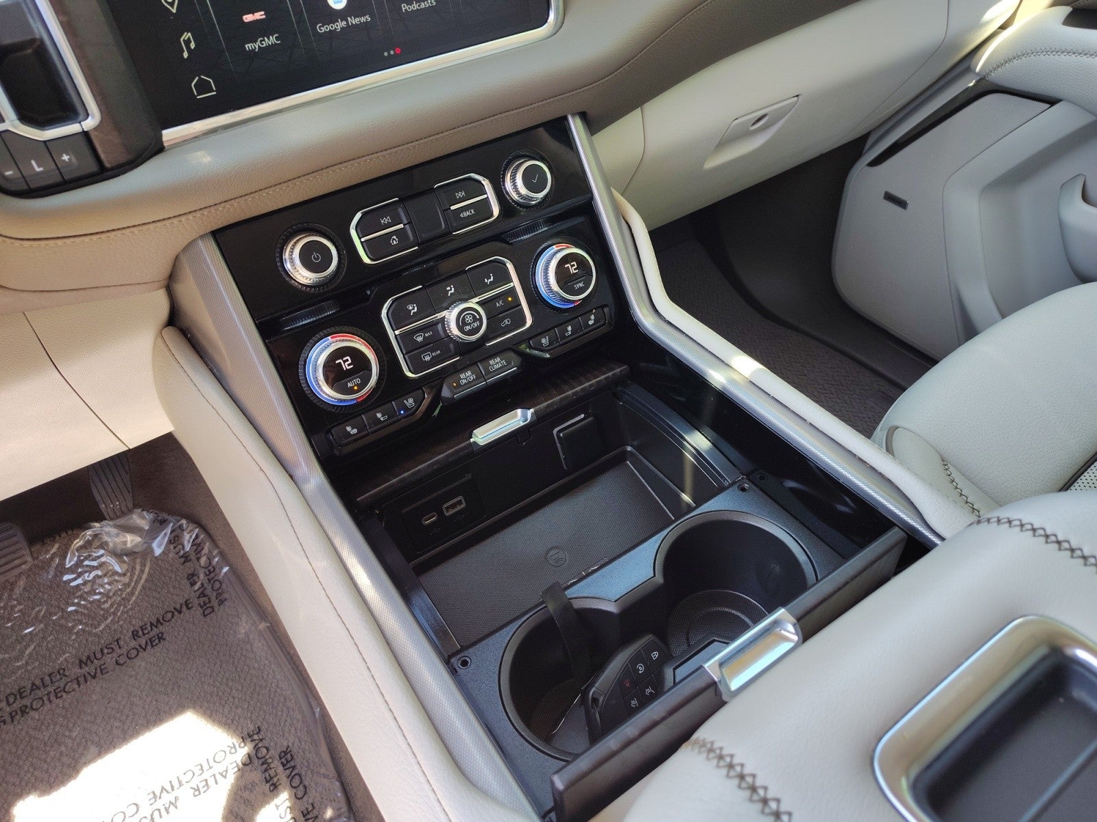 2022 GMC Yukon XL Denali 4WD