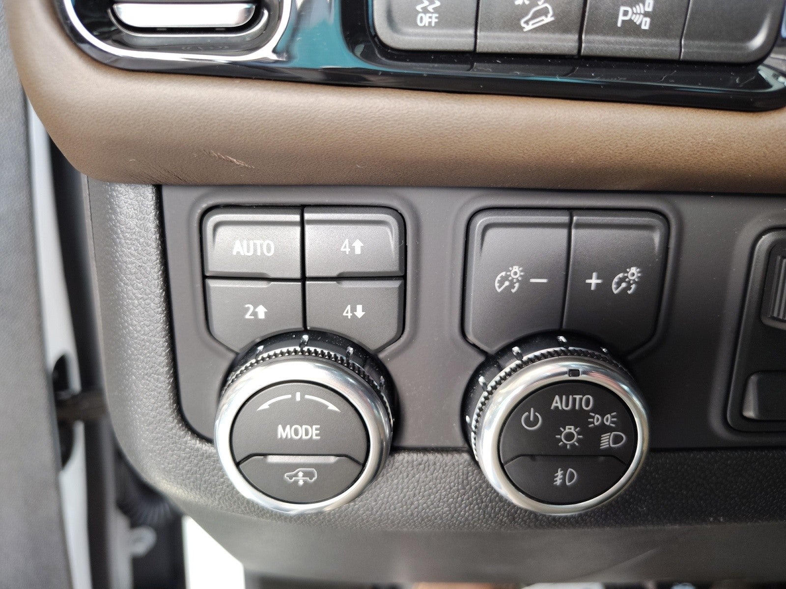 2026 GMC Yukon XL Denali Ultimate 4WD | Nightvision