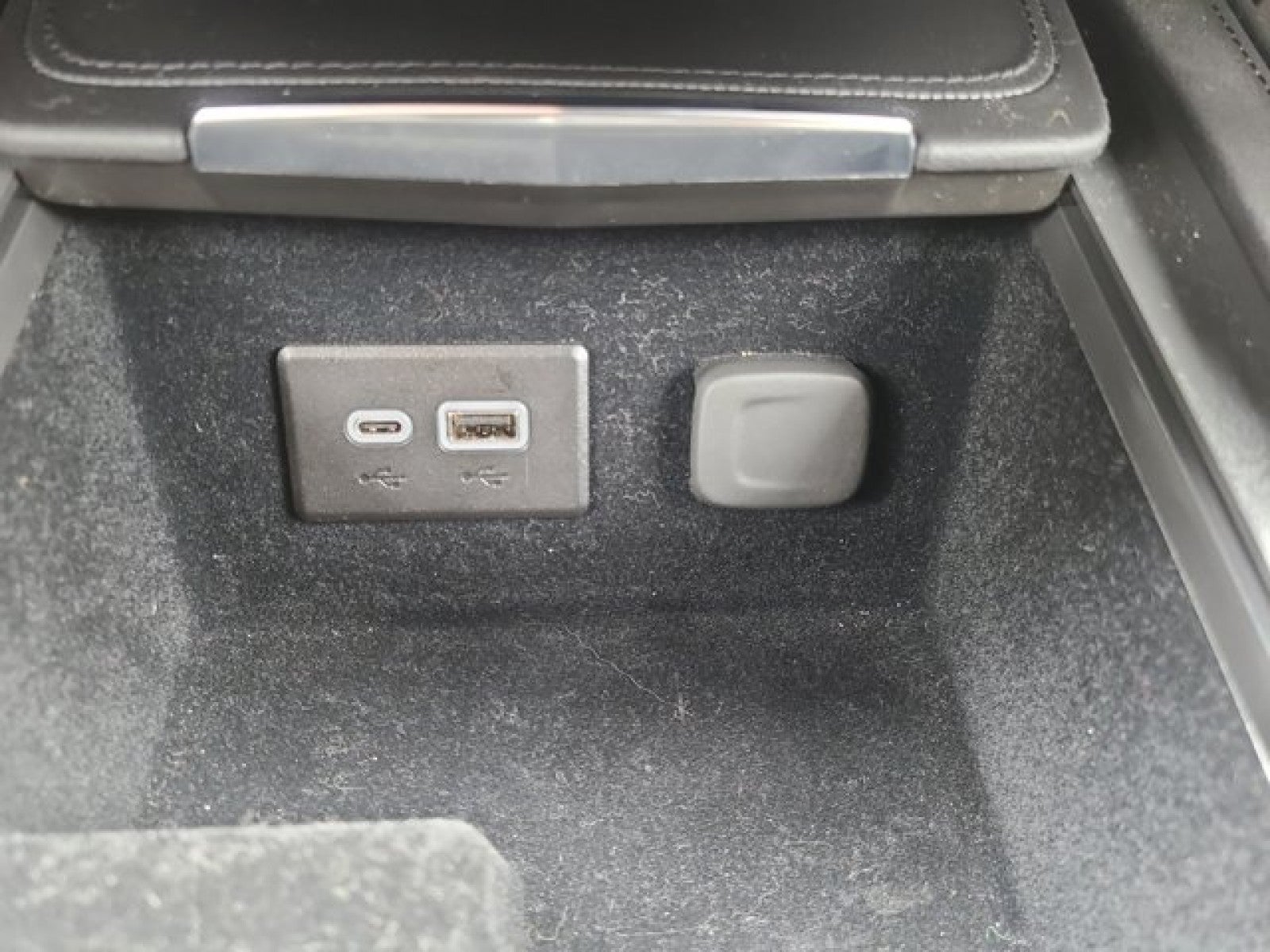 2024 Cadillac XT4 AWD Sport | Sunroof