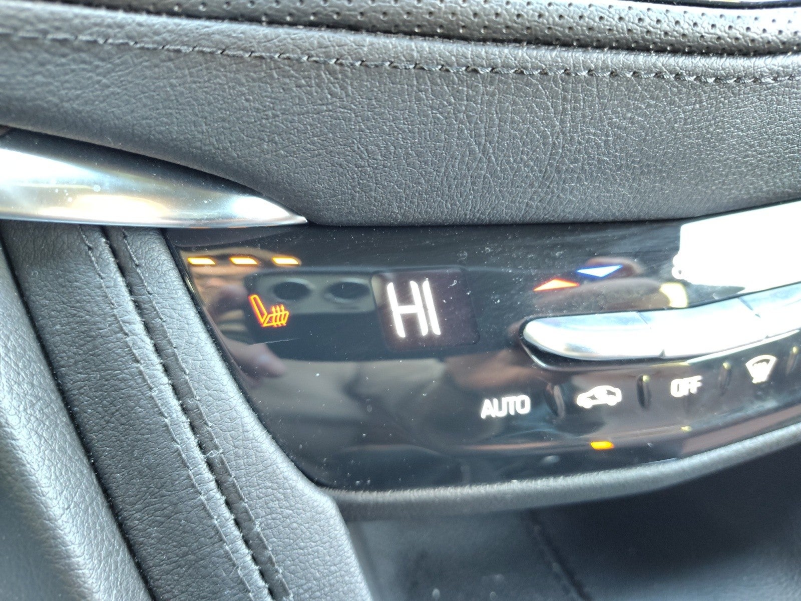 2024 Cadillac XT5 AWD Sport